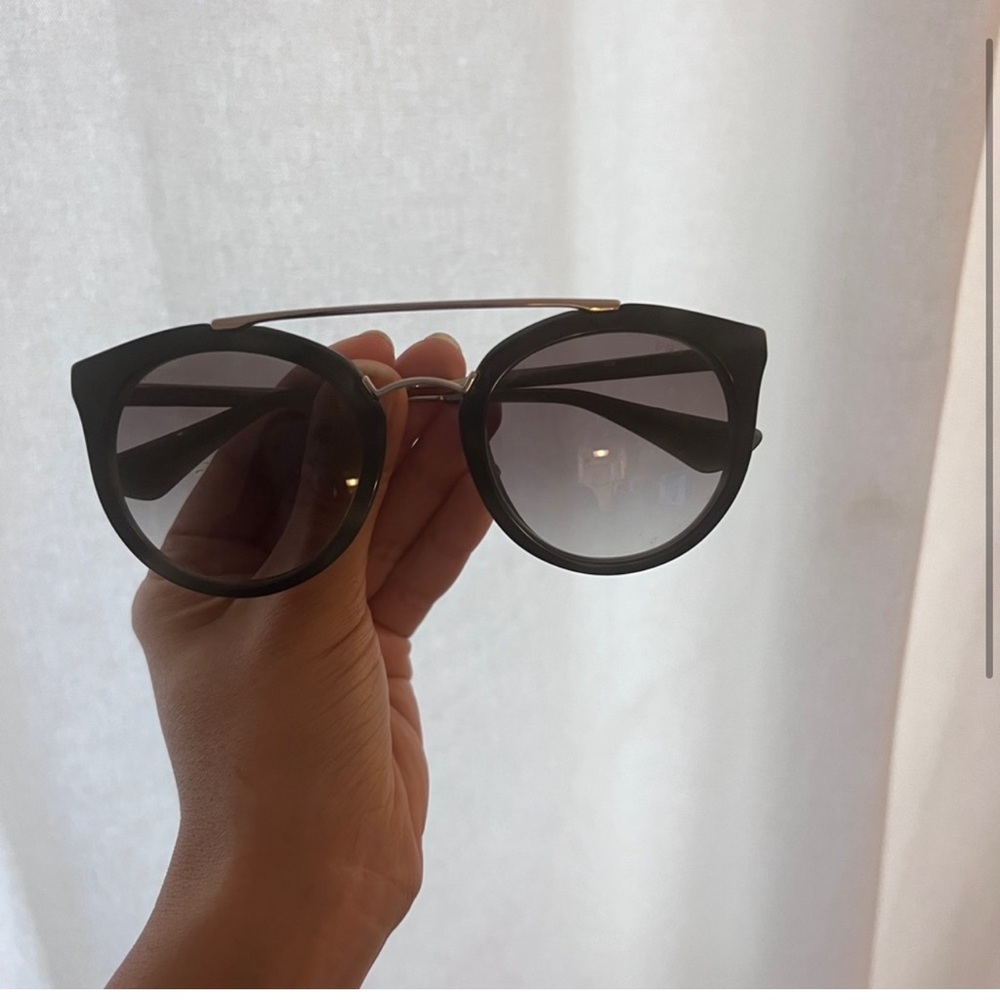 PRADA 🕶️ sunglasses - classic - aviator - Picture 2 of 5